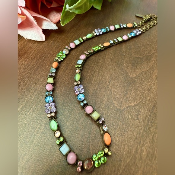 Beautiful Sorrelli Vintage Handcrafted Line Necklace